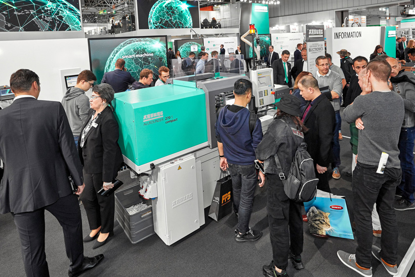 The hydraulic Allrounder 270 S compact is the first injection moulding machine that customers can configure for themselves and order online via the “Configuration” app in the “arburgXworld” portal.