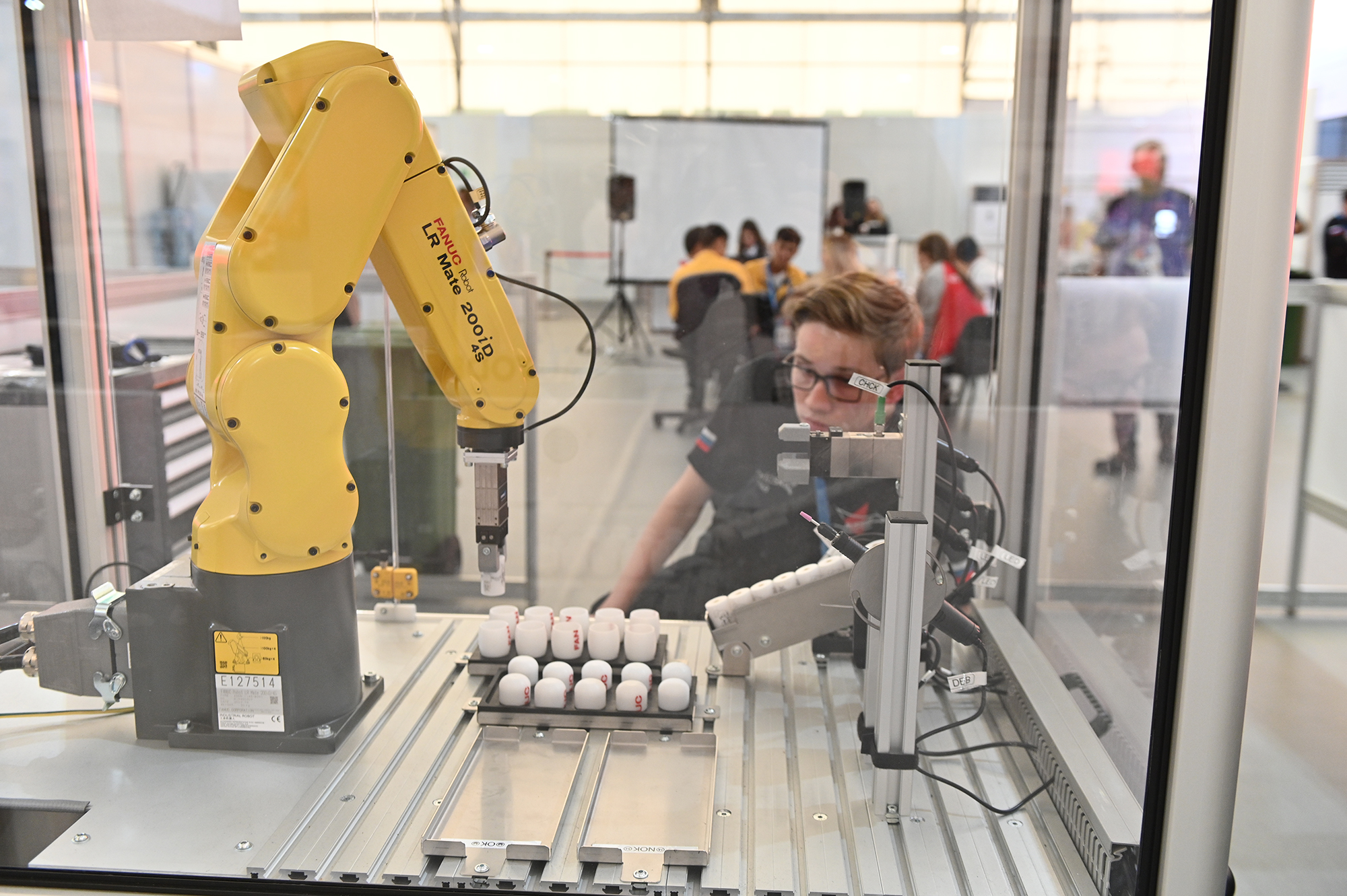 FANUC поддержала WorldSkills в компетенции «Промышленная Робототехника ...