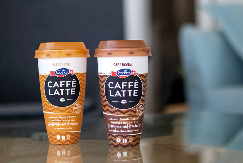 Стаканчики для кофе Emmi CAFFÈ LATTE, изготовленные по технологии литья под давлением, с содержанием 30% химически переработанного полипропилена Borcycle™ C