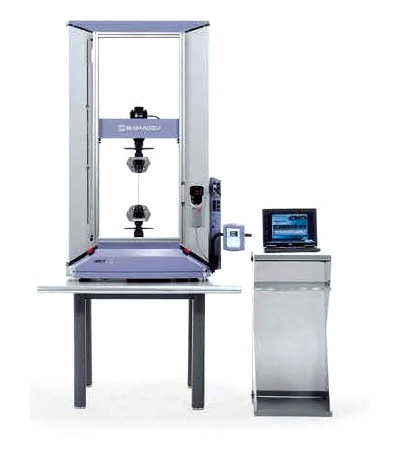 Испытательная машина Shimadzu настольного типа для проведения физико-механических испытаний полимерных материалов