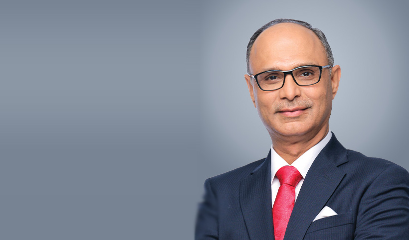 г-н Санджай Ханна, исполняющий обязанности председателя правления и управляющего директора BPCL