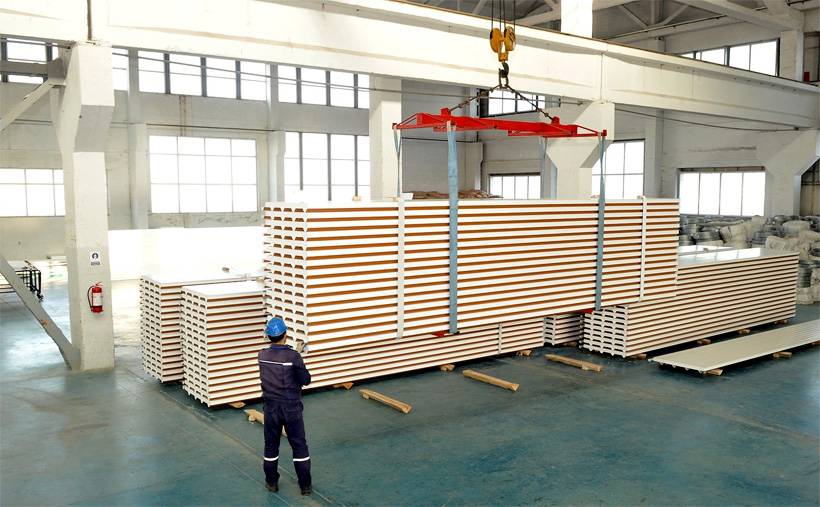 Производство теплоизоляционных панелей с наполнителем из вспененного полистирола