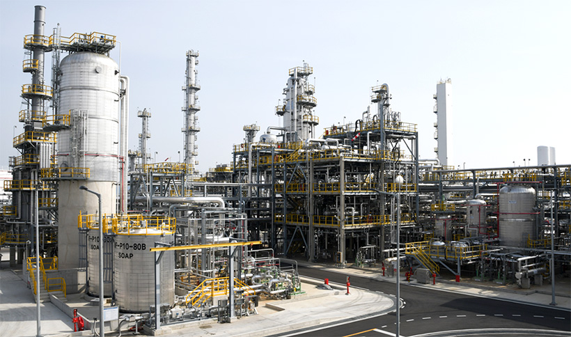 Нефтехимический завод Hyundai Oilbank в Дэсане, провинция Южный Чхунчхон, Южная Корея
