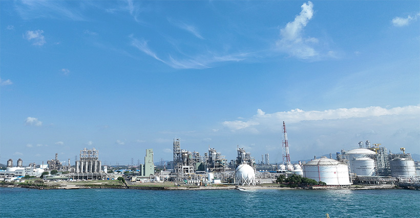 Нефтехимический комплекс заводов Lotte Chemical Indonesia в Бантен, Индонезия 