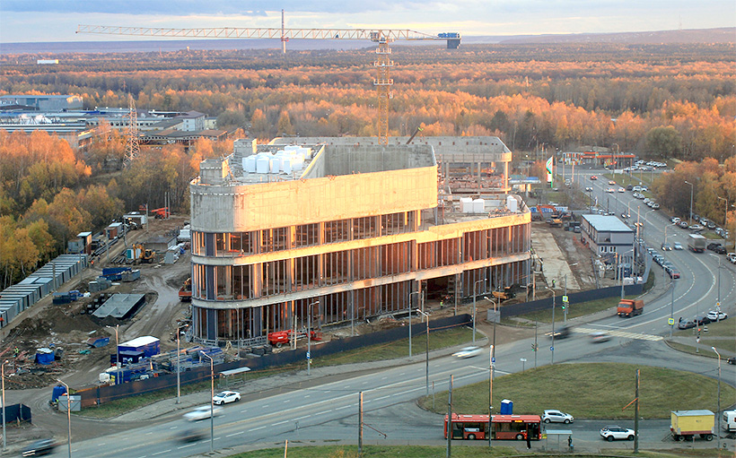 Строительство Центра научных исследований и масштабирования химических технологий СИБУР в Казани, октябрь 2025 года