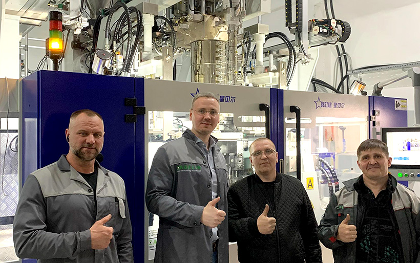 Компания Zabelin Machines запустила линию на базе экструзионно-выдувной машины BESTAR B15D-620 в 4-слойном COEX исполнении для выпуска канистр объемом 5 и 10 л