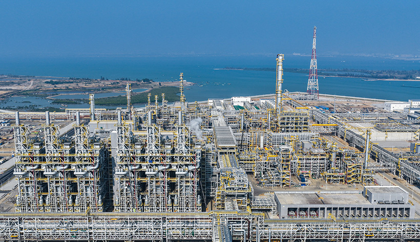 Компания BASF ввела в эксплуатацию паровой крекинг этилена на заводе в Чжаньцзяне, Китай