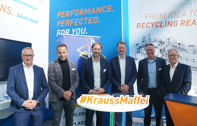 Команды BlueAlp и KraussMaffei Extrusion с Яном Брюисом, Альбертом Бугертом, Валентайном де Неве, Ральфом Бенаком, Матейсом Мейсом и Йоргом Хассе (слева направо) 