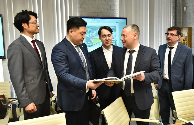 Губернатор Ярославской области Михаил Евраев обсудил строительство завода по выпуску полипропилена 