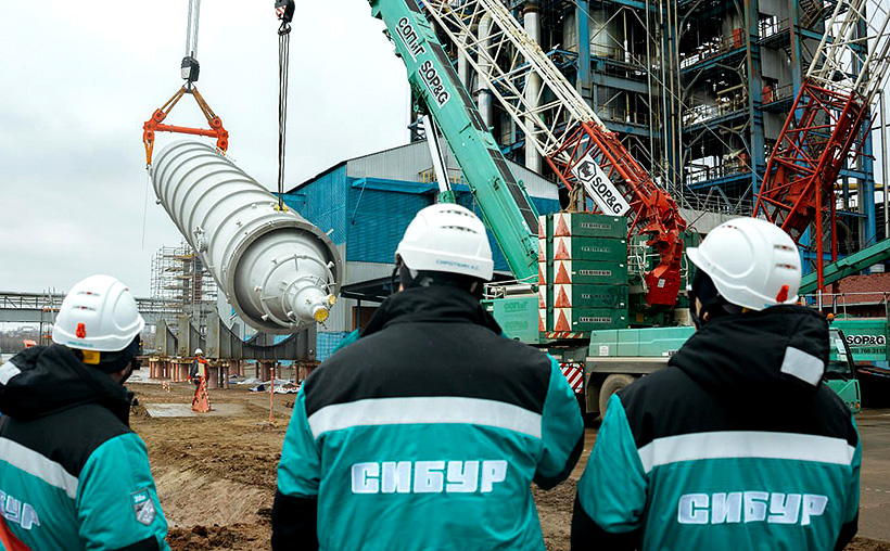 «Нижнекамскнефтехим» строит установку для выпуска металлоценового полиэтилена