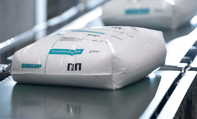 Транспортировка полипропилена на заводе СИБУР в мешках по 25 кг