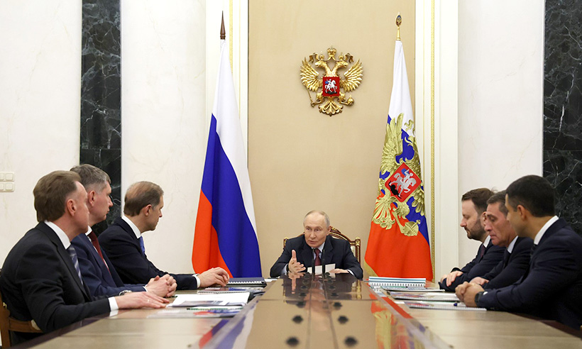 Владимир Путин провёл совещание по вопросам развития отечественной химической промышленности